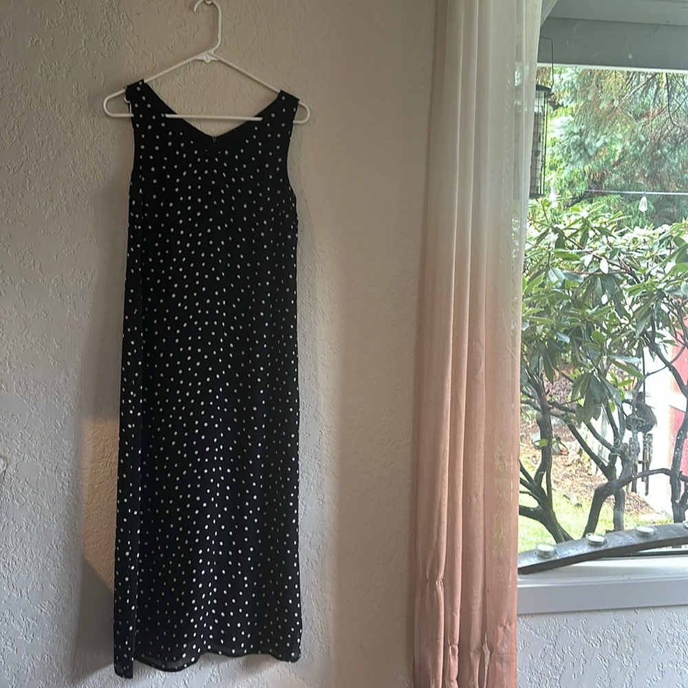 Long black and white polkadot dress x-small. Carol Anderson petites. Mint.
